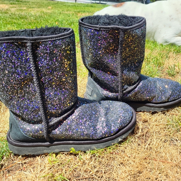 Ugg sparkly mid-calf boots - Picture 4 of 7